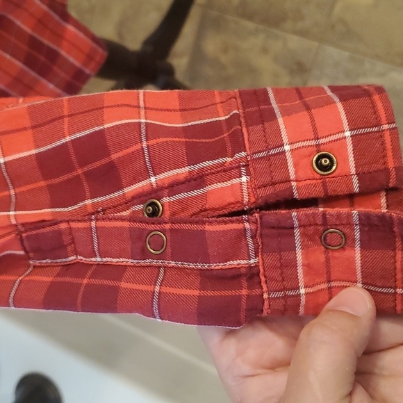 Arizona Jeans Co plaid shirt L - Picture 6 of 8